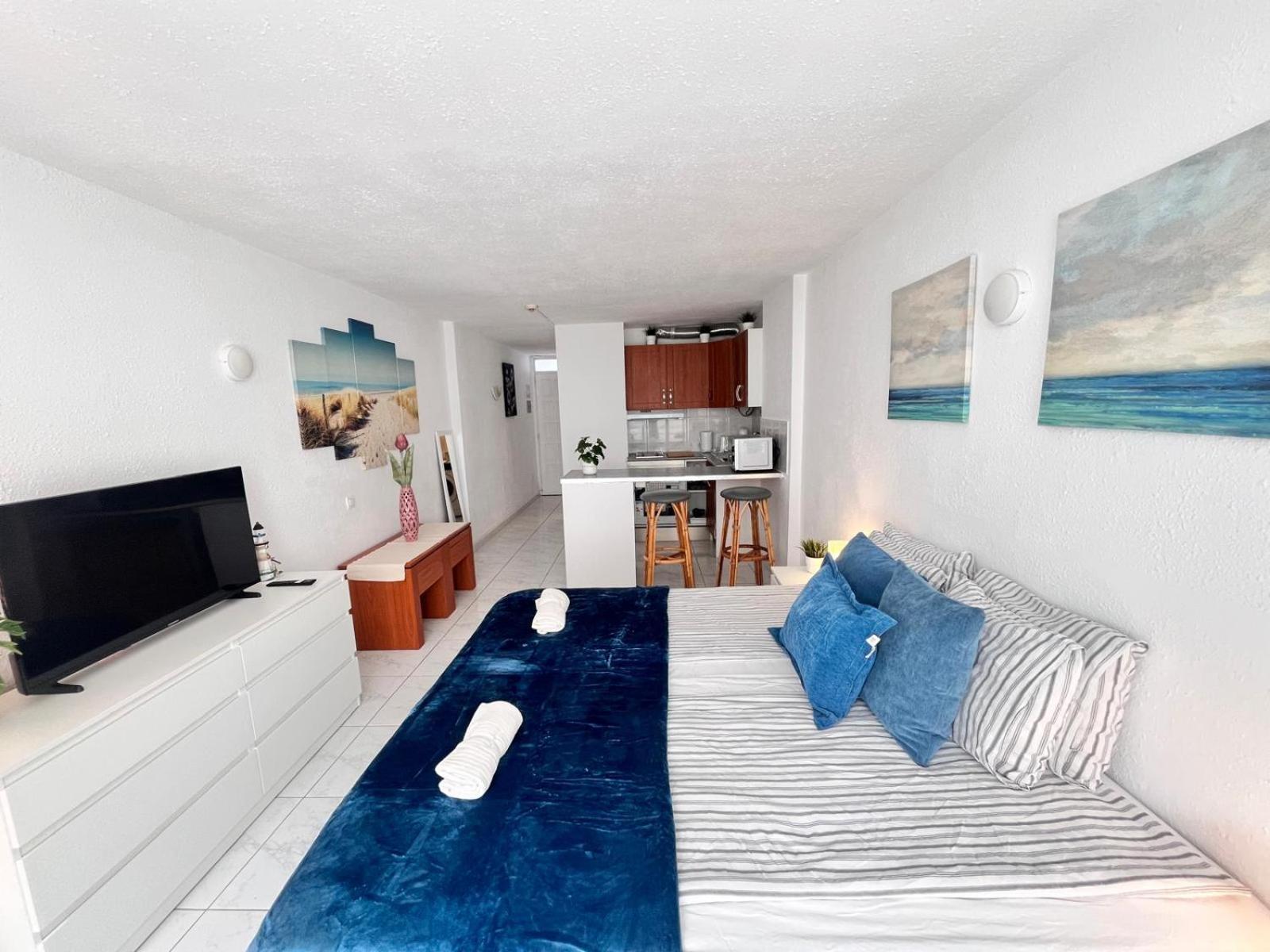 Beach House Apartment Адехе Экстерьер фото