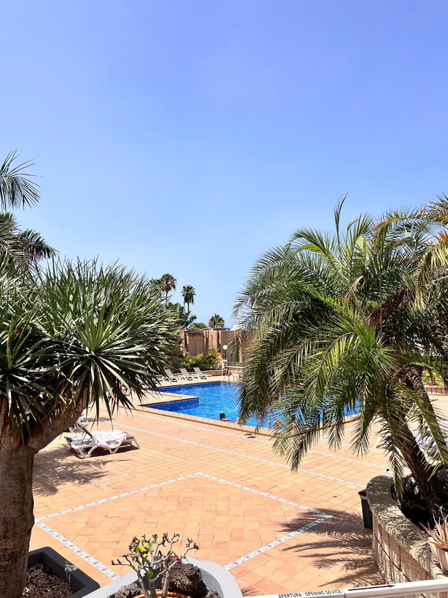 Beach House Apartment Адехе Экстерьер фото